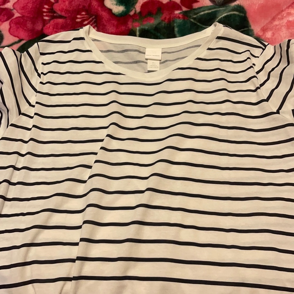 Black and white striped tee